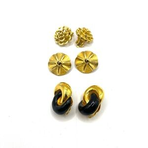 Earrings Vintage Clip on Gold and Black Earring Lisner Pat Pending Carolee